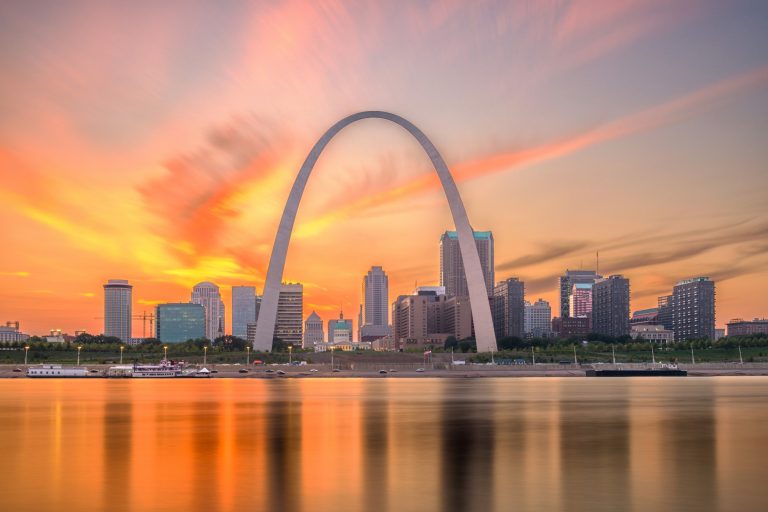 Gateway-Arch-St.-Louis-2-768x512